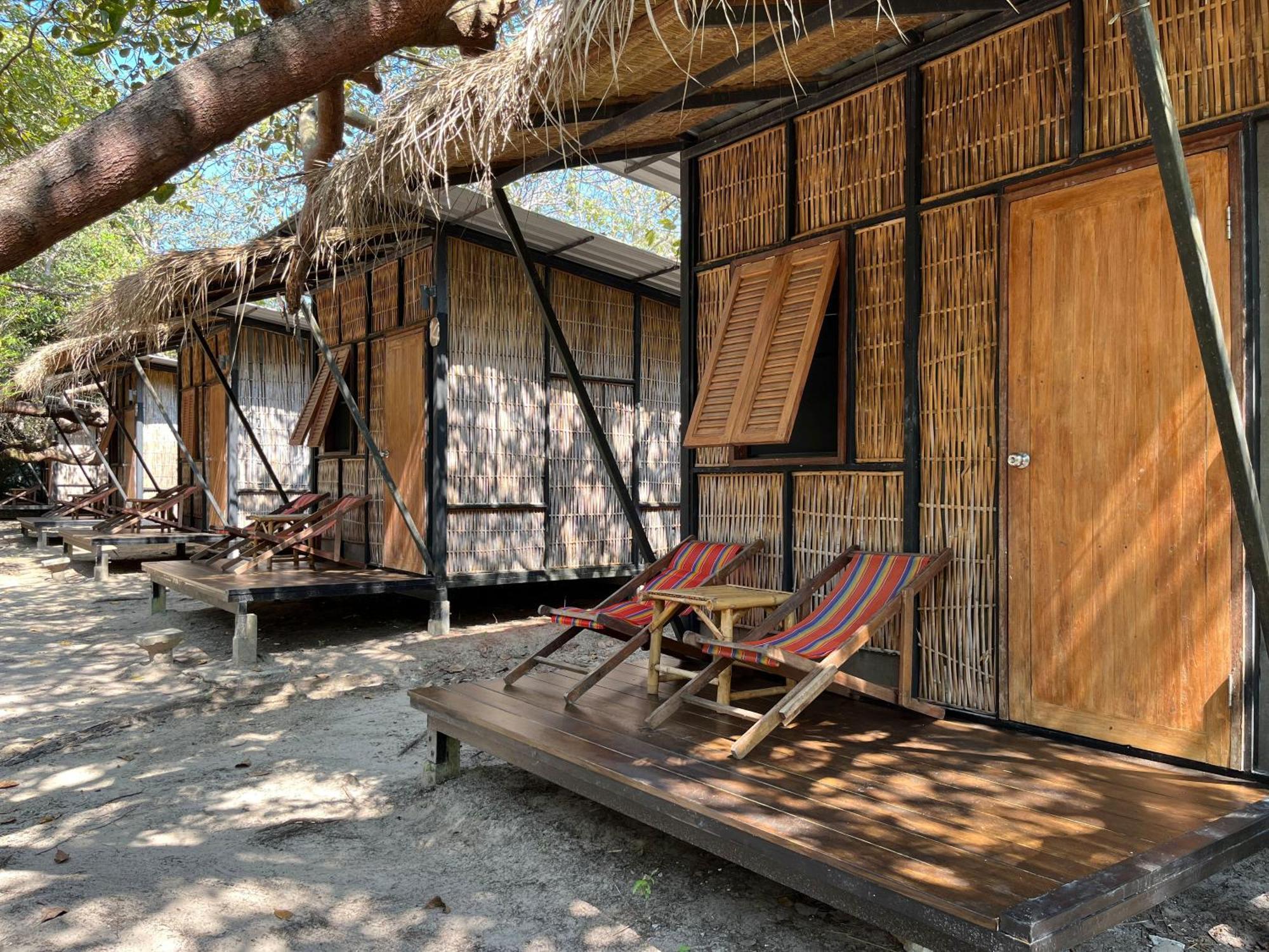 Little Hut Hotel Koh Phayam Buitenkant foto