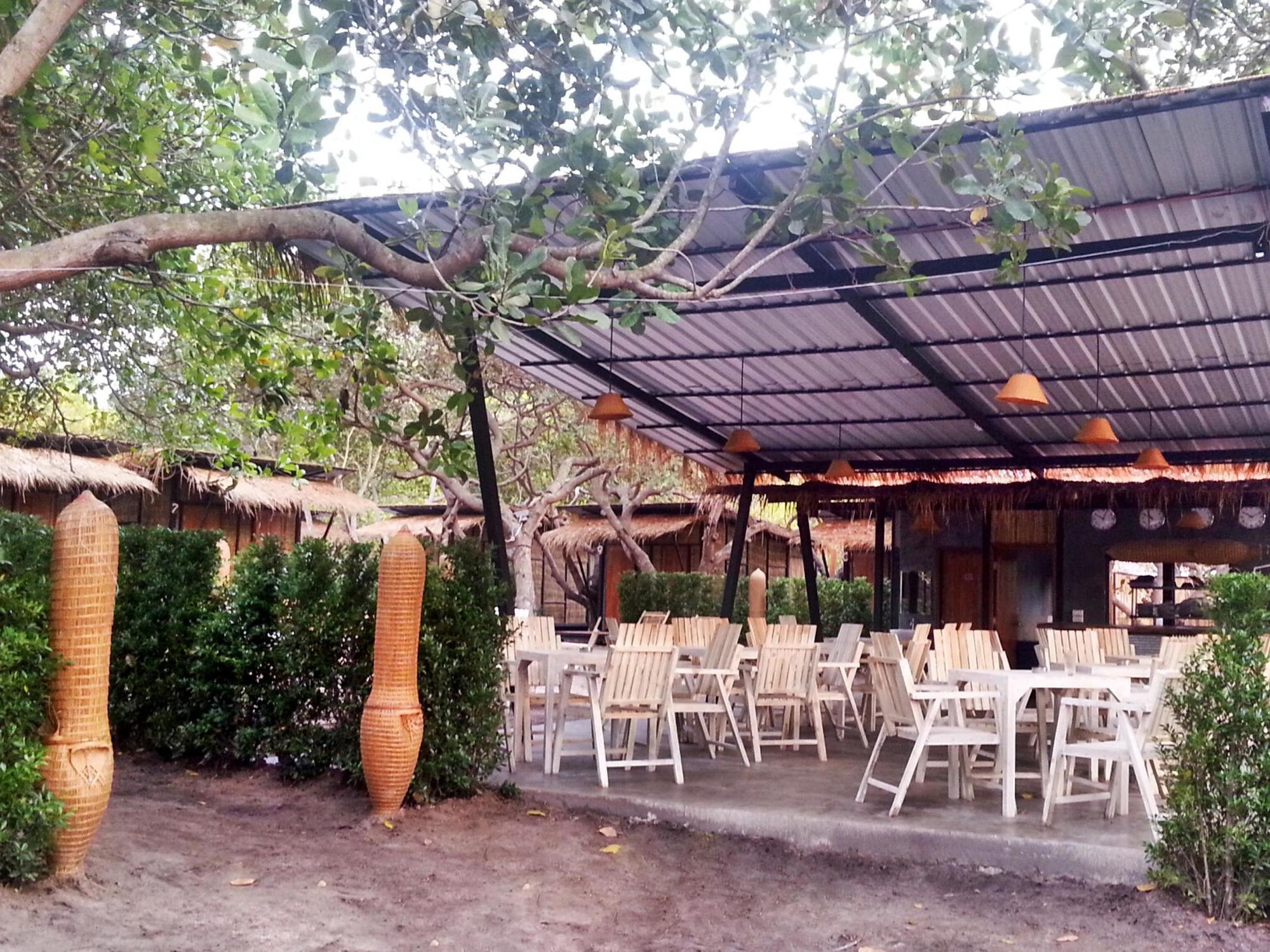 Little Hut Hotel Koh Phayam Buitenkant foto